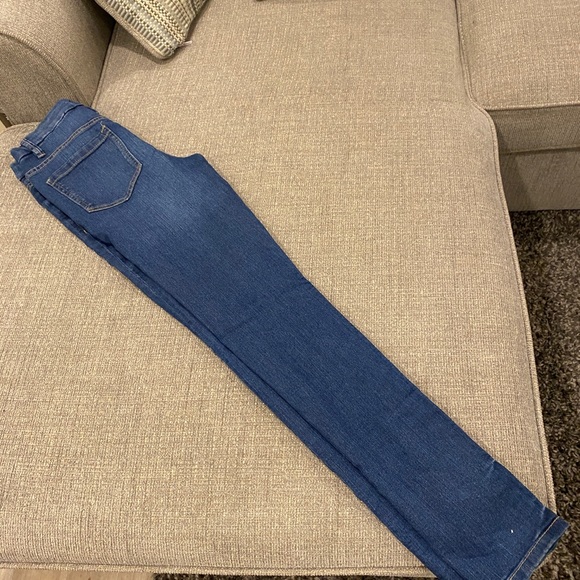 Forever 21 Jeans - Picture 2 of 3